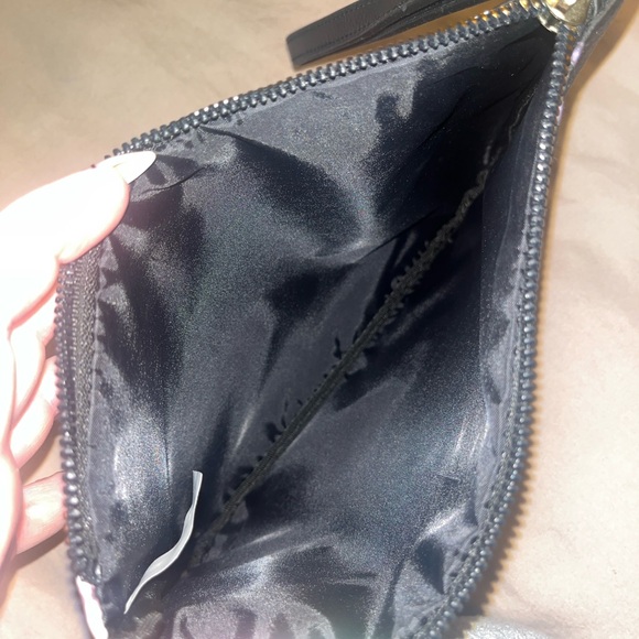 Betsey Johnson French Bulldog is Print Wristlet - Picture 5 of 5